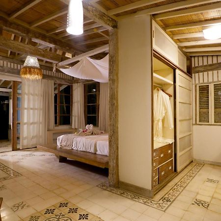 Aventus Resort Ubud 뜨갈랄랑 외부 사진